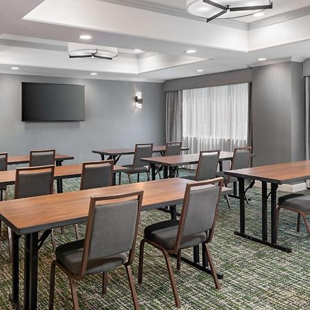 וינזדור לוקס Hampton Inn Hartford Airport מראה חיצוני תמונה