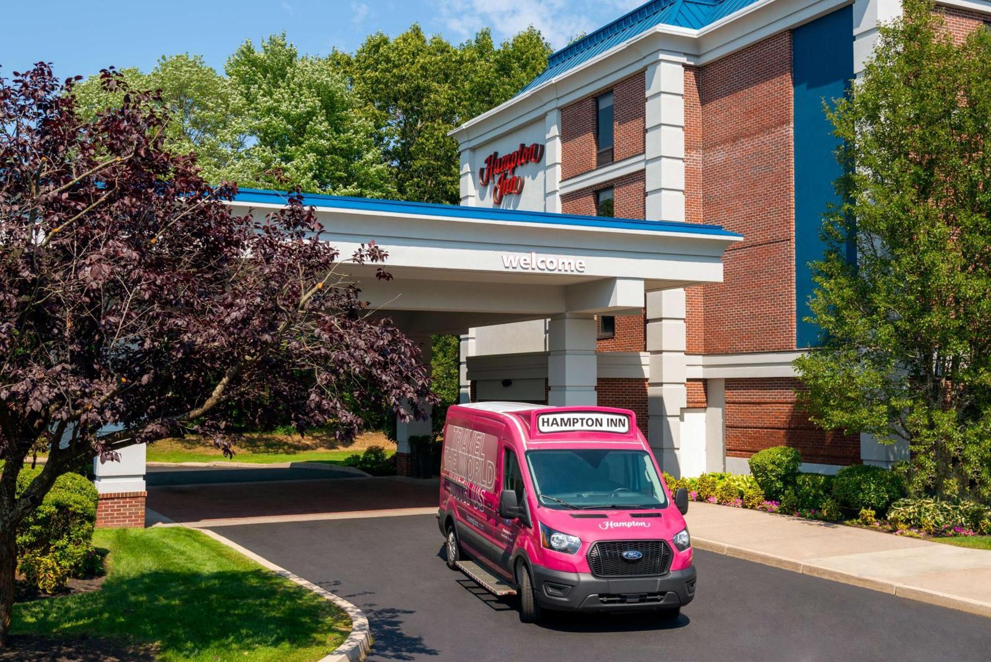 וינזדור לוקס Hampton Inn Hartford Airport מראה חיצוני תמונה