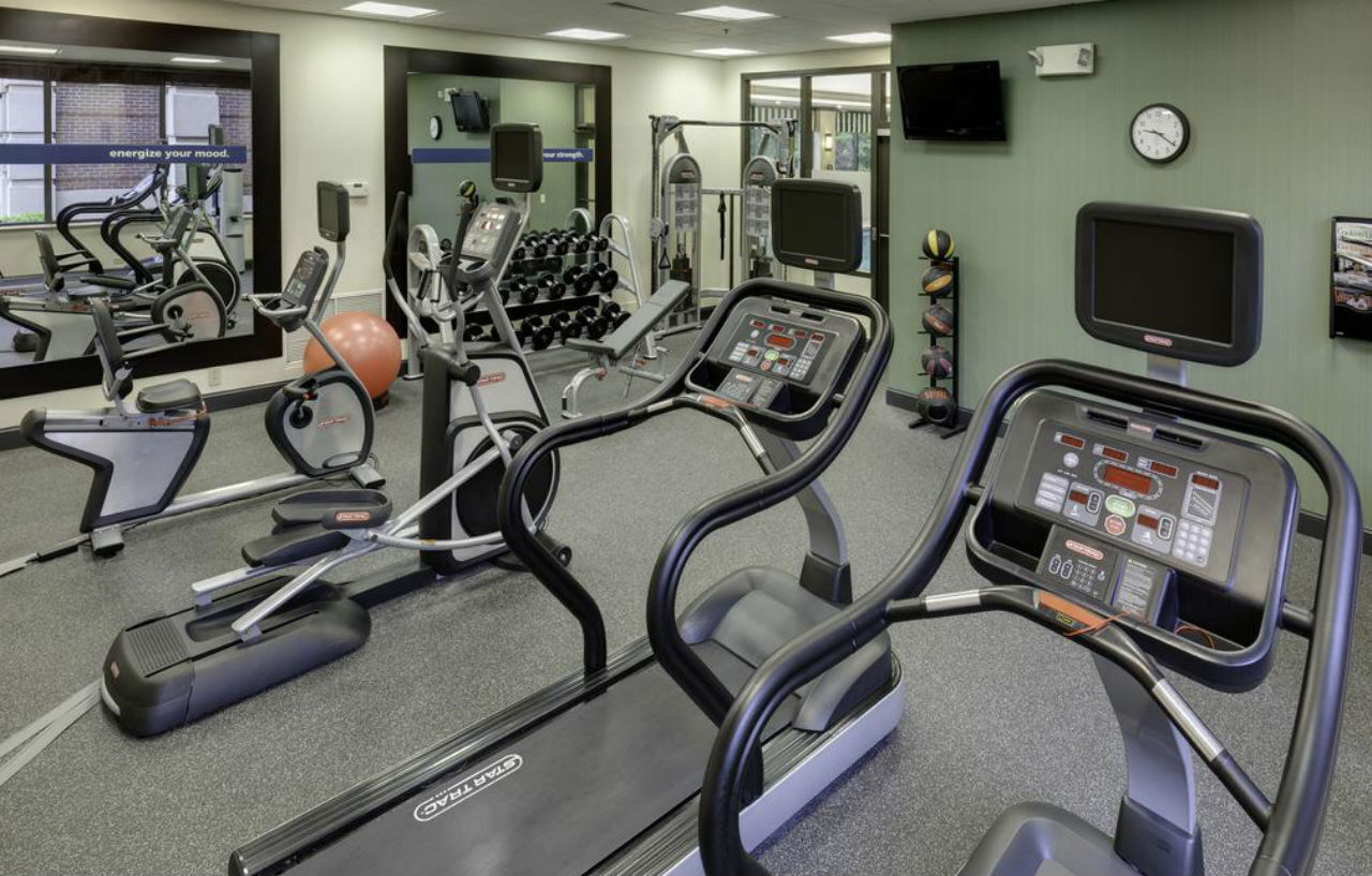 וינזדור לוקס Hampton Inn Hartford Airport מראה חיצוני תמונה